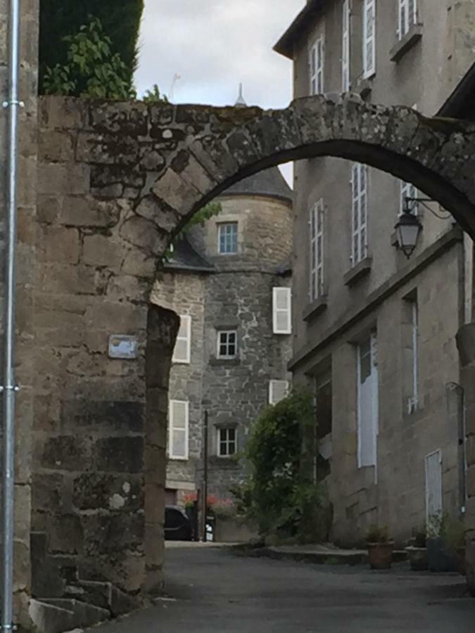 L'Ancienne Maison Bed & Breakfast Treignac Dış mekan fotoğraf